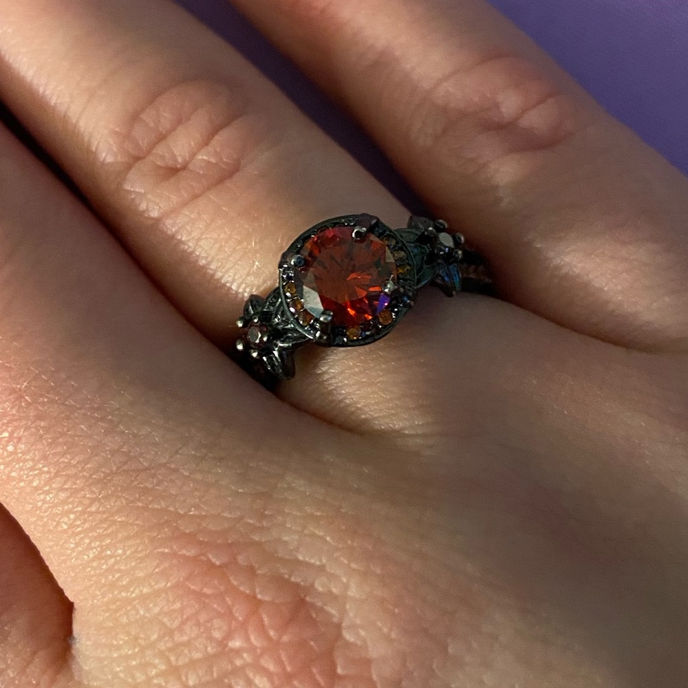 Size 8 ring